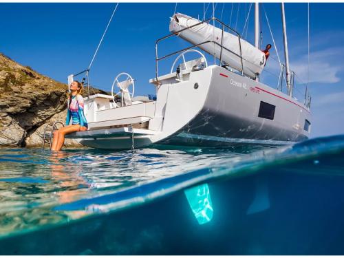 Sailing yacht Oceanis 46.1 for hire in Sant Antoni de Portmany