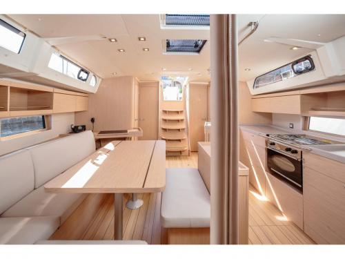 Segelyacht Oceanis 46.1 Yachtcharter in Marina di Portorosa
