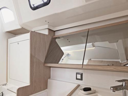 Sailboat Oceanis 461 for rent in Kallithea