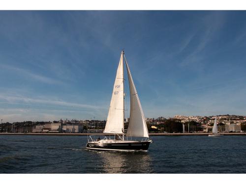 Sailing yacht Oceanis 473 for charter in Sant Antoni de Portmany