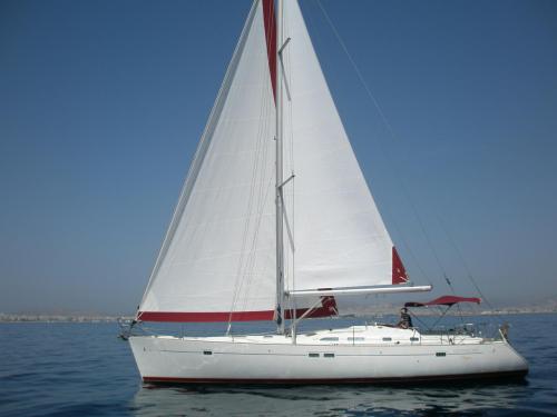 Yacht Oceanis 473 Clipper for hire in Athens
