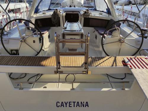 Segelyacht Oceanis 48 chartern in Portorosa