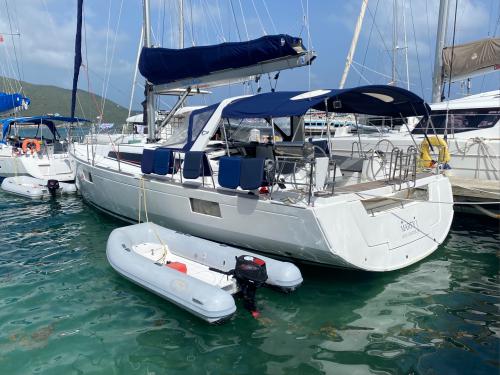 Yacht Oceanis 48 Yachtcharter in Road Town