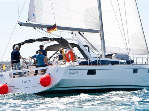 Segelyacht Oceanis 48 Yachtcharter in Marina Punat