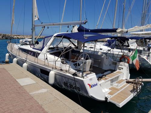 Segelboot Oceanis 48 chartern in Portorosa