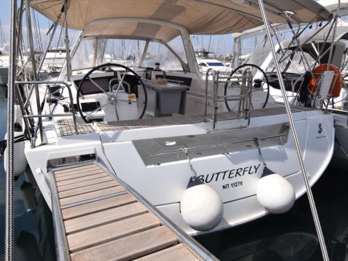 Yacht Oceanis 48 Yachtcharter in Gouvia Marina