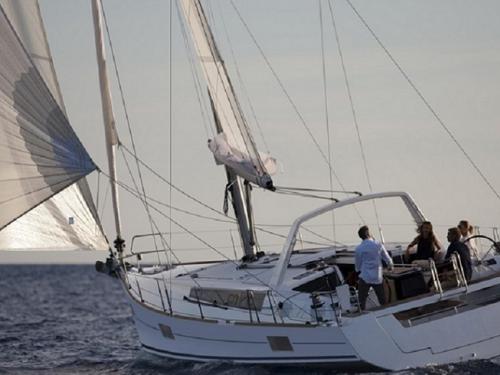 Sailing yacht Oceanis 48 for charter in Las Palmas de Gran Canaria