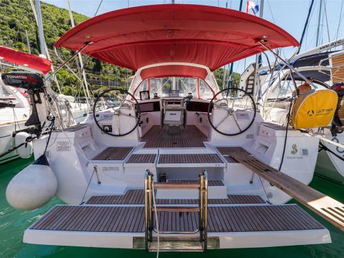 Segelyacht Oceanis 48 Yachtcharter in Pomer