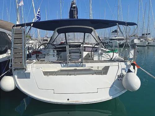 Yacht Oceanis 48 for rent in Kalamata