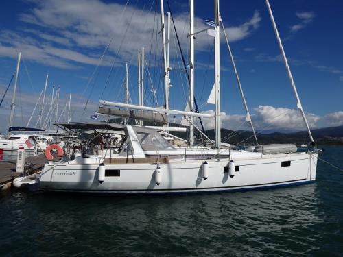 Yacht Oceanis 48 chartern in Lefkas