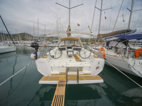 Segelboot Oceanis 48 Yachtcharter in Marina Seget Donji