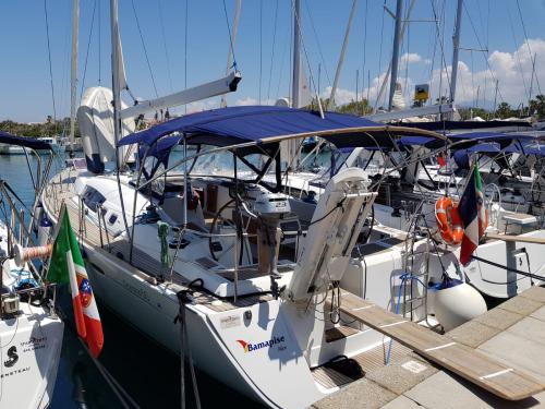 Sailing yacht Oceanis 50 available for charter in Portorosa