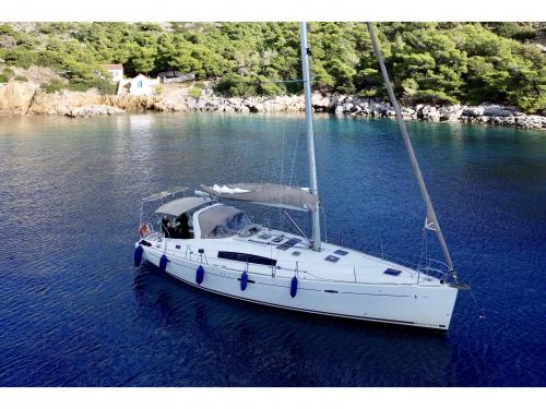 Yacht Oceanis 50 Family for charter in Lefkas