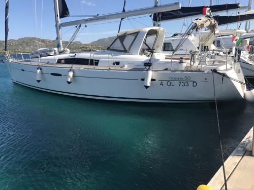 Sailing yacht Oceanis 50 Family for rent in Marina di Portisco