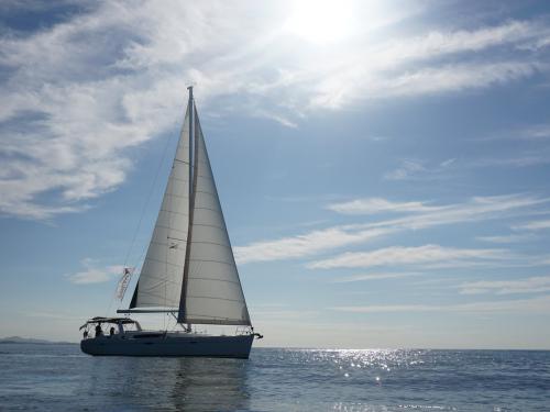 Segelyacht Oceanis 50 Family Yachtcharter in Marina Alimos Kalamaki