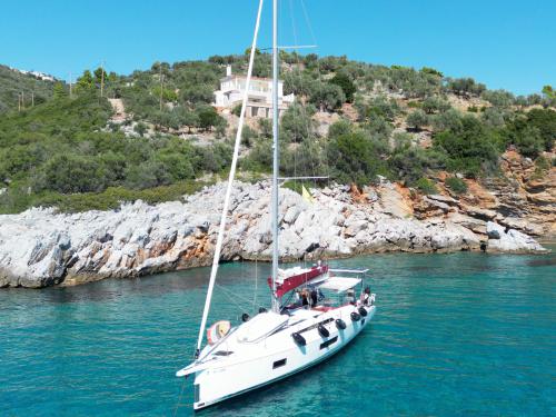 Yacht Oceanis 51.1 available for charter in Skopelos City