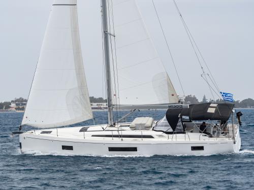 Sailing yacht Oceanis 51.1 for charter in Kos City