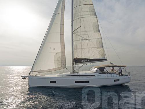 Yacht Oceanis 51.1 chartern in Athen