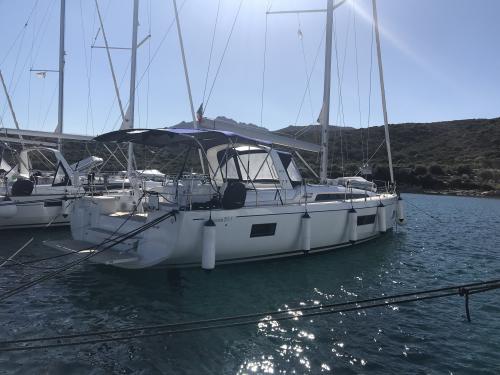Segelboot Oceanis 51.1 Yachtcharter in Portisco