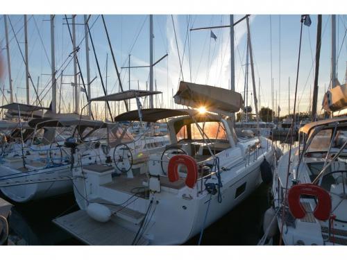 Yacht Oceanis 51.1 Yachtcharter in Lefkas