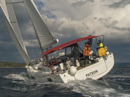 Segelboot Oceanis 51.1 chartern in Split