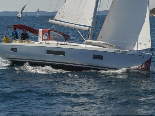 Yacht Oceanis 51.1 for rent in ACI Marina Split