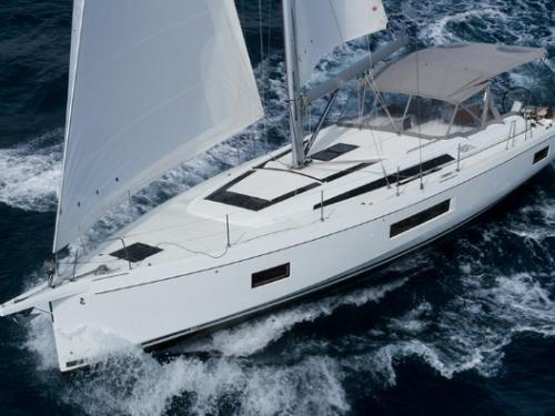 Sailing boat Oceanis 51.1 for rent in Lefkas