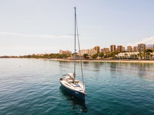 Yacht Oceanis 51.1 for hire in Cagliari