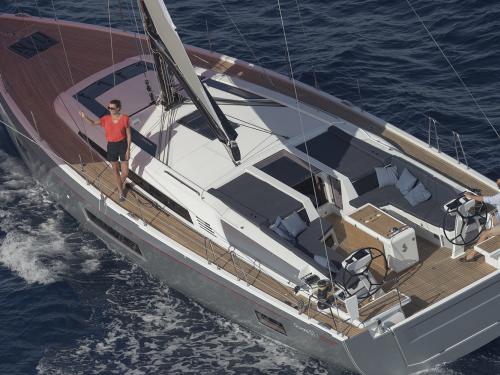 Sailing yacht Oceanis 51.1 for charter in Palma