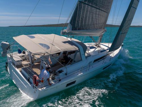 Sailing boat Oceanis 51.1 available for charter in Nikiana