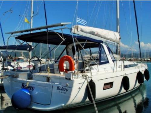 Segelboot Oceanis 51.1 Yachtcharter in Lefkas