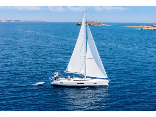 Sailing yacht Oceanis 51.1 available for charter in Alimos Marina Kalamaki