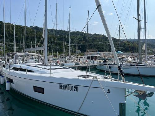 Segelyacht Oceanis 51.1 chartern in Messina