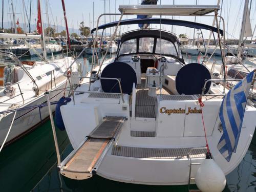 Sailing yacht Oceanis 54 for rent in Athens