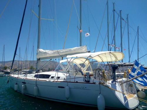 Yacht Oceanis 54 for rent in Benitses