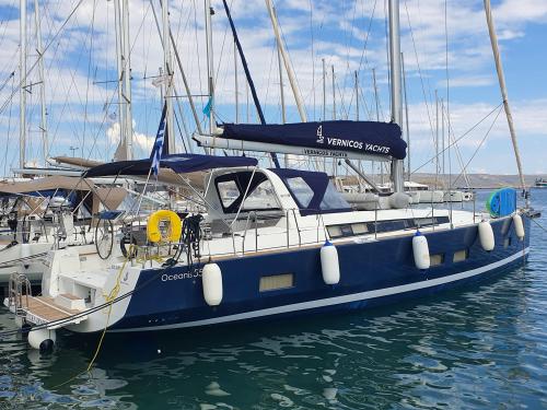 Yacht Oceanis 55 available for charter in Lavrio