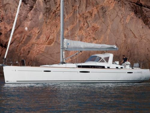 Sailing yacht Oceanis 58 for rent in Kastela