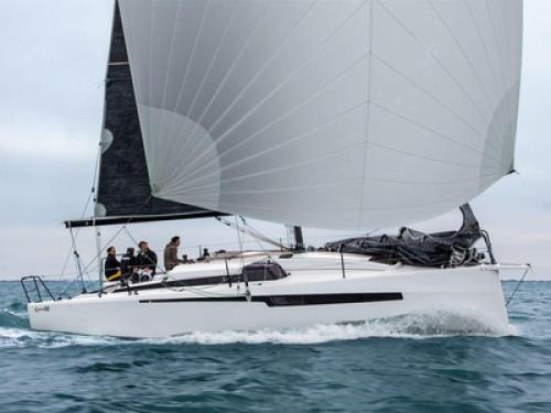 Segelboot Ofcet 32 chartern in La Trinite sur Mer