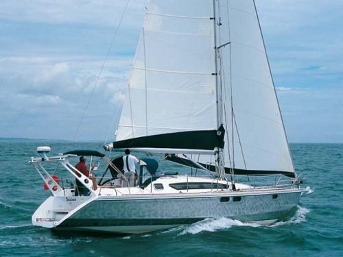 Yacht Ovni 395 for charter in Pula