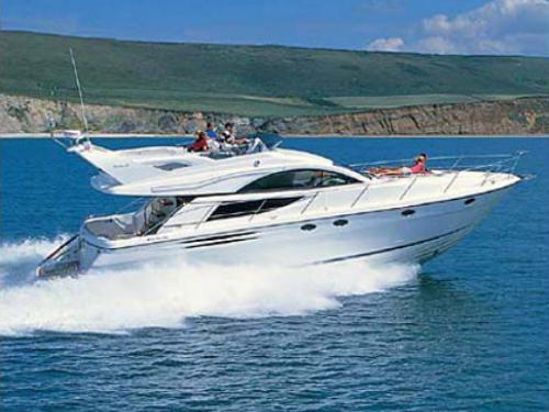 Motorboot Phantom 50 chartern in Sibenik