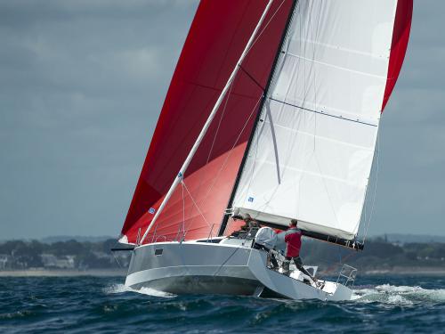 Sailing yacht Pogo 30 for rent in La Rochelle