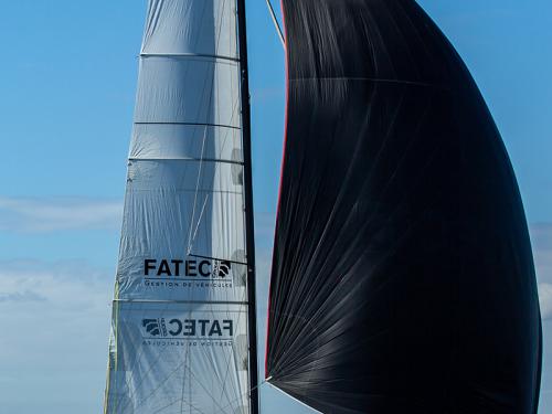 Sailing boat Pogo 36 for hire in La Rochelle