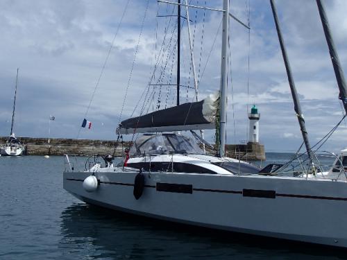 Segelyacht RM 1070 Yachtcharter in Lorient