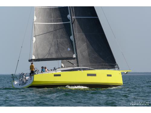 Segelyacht RM 11.80 chartern in Bormes les Mimosas