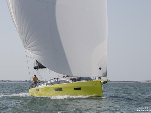 Yacht RM 11.80 for charter in Bormes les Mimosas