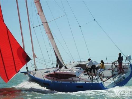 Sailing yacht RM 1270 for charter in Quiberon