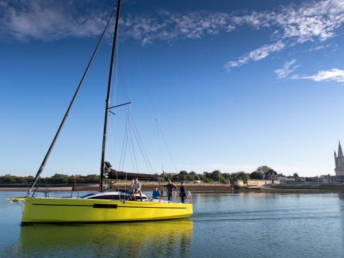 Yacht RM 8.90 chartern in La Rochelle