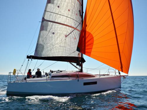 Yacht RM 9.70 chartern in Bormes les Mimosas