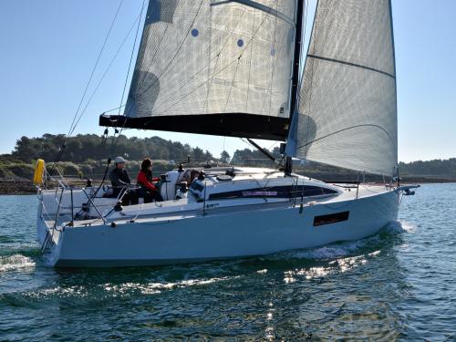 Segelboot RM 9.70 Yachtcharter in La Rochelle