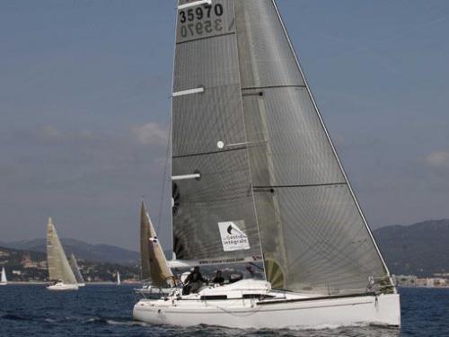 Salona 42 Performance Segelyacht Charter Kastela